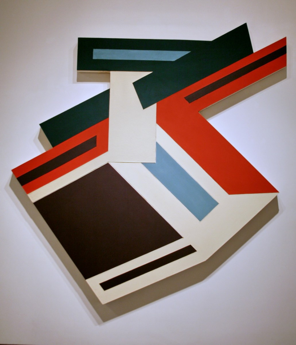 Praca Franka Stelli. Kolorowe geometryczne kształty - romby, prostokąty.