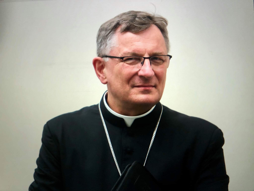 Ksiądz Biskup Krzysztof Zadarko, Delegat Konferencji Episkopatu Polski ds. Imigracji, Przewodniczący Rady ds. Migracji, Turystyki i Pielgrzymek.