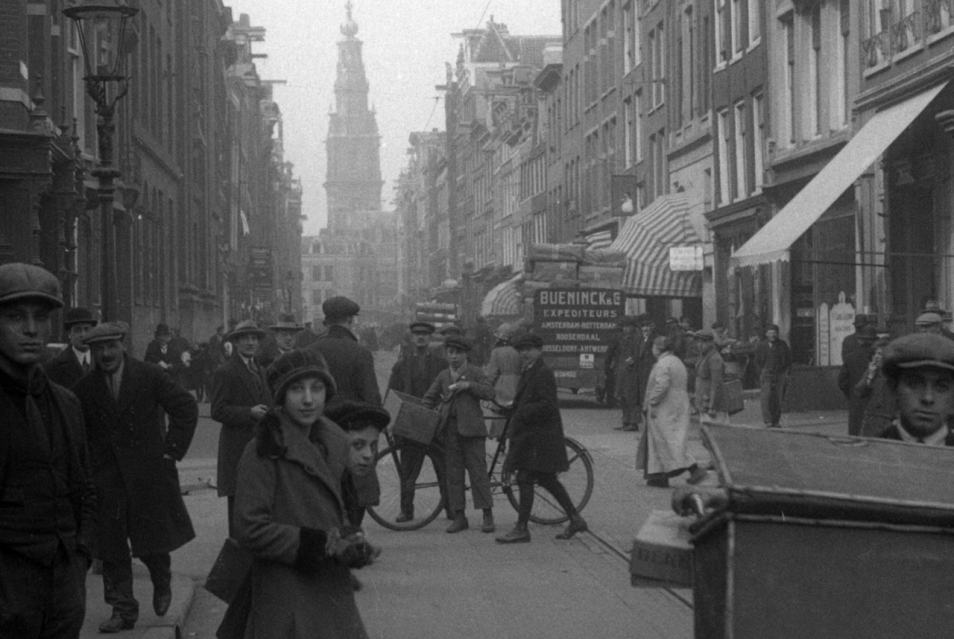 Grafika dekoracyjna - kadr z filmu (2)