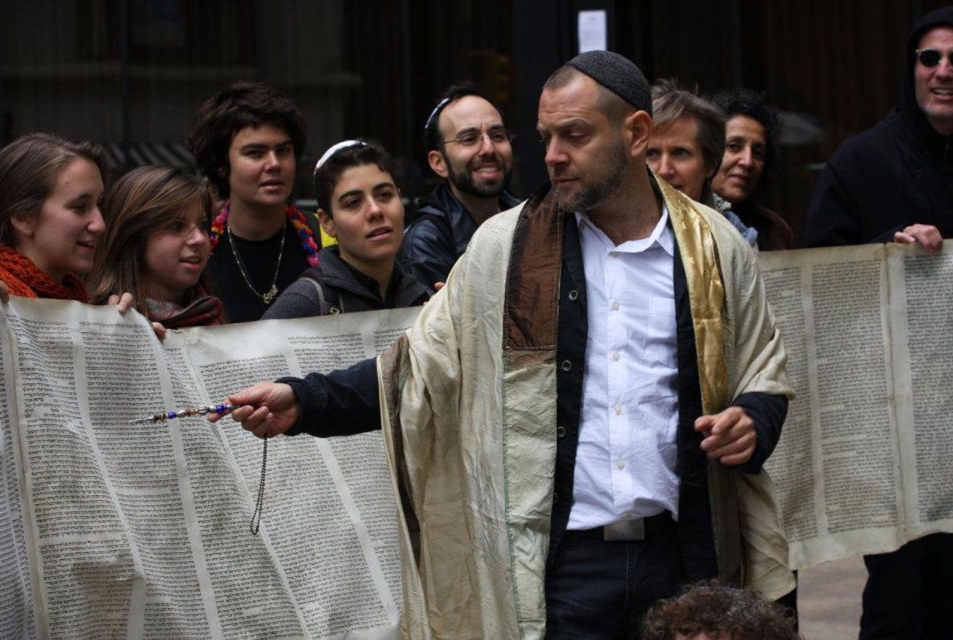 Kadr z filmu "Sabbath Queen" - grafika dekoracyjna (3)