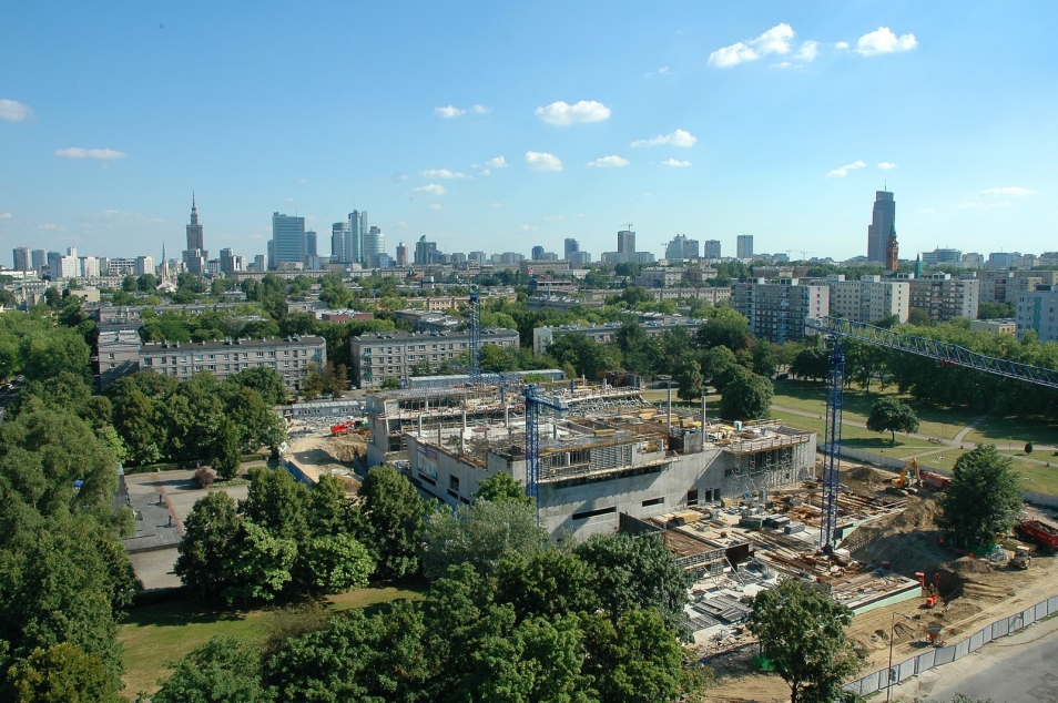 Panorama Warszawy i powstające Muzeum POLIN, lipiec 2010.