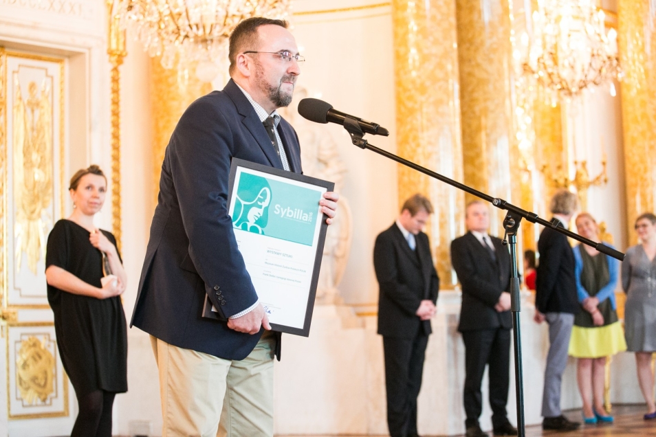 Artur Tanikowski, Sybilla 2016, wystawy sztuki, Frank Stella i synagogi dawnej Polski