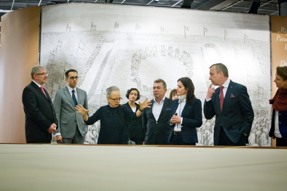Bogdan Zdrojewski z delegacją na wizycie w Muzeum POLIN