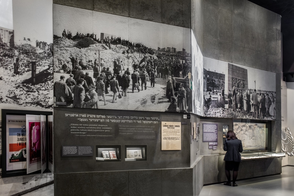 Galeria Powojnie na wystawie stałej Muzeum POLIN