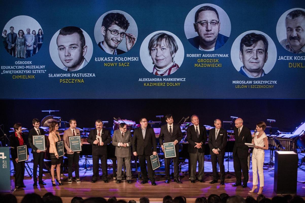 na scenie laureaci nagrody Polin rok 2016